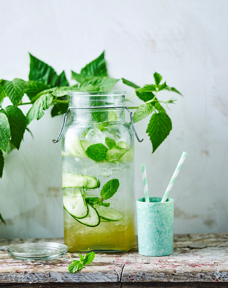 Elderflower, mint and cucmber flavoured water