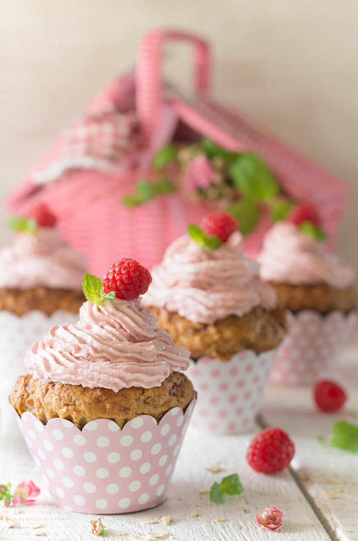 Nut cupcakes with raspberry topping