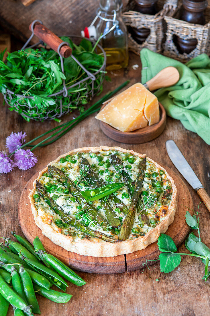 Spargel-Erbsen-Tarte