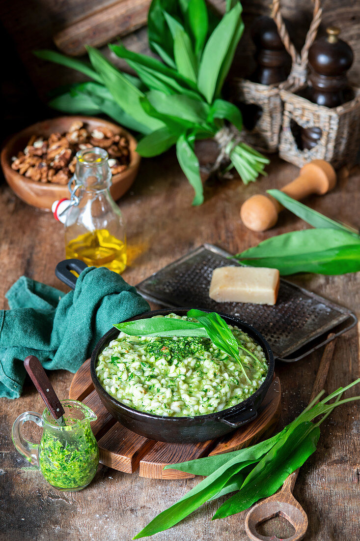 Wild garlic pesto risotto