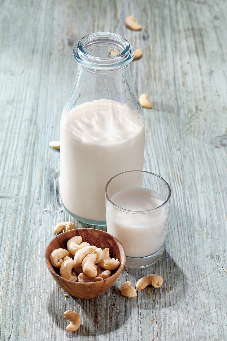 Cashew drink with cashew nuts