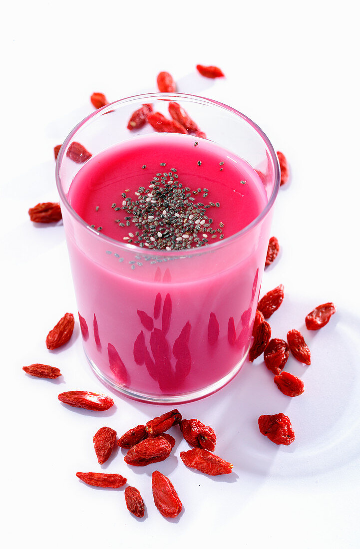 Goji berry smoothie with chia seeds
