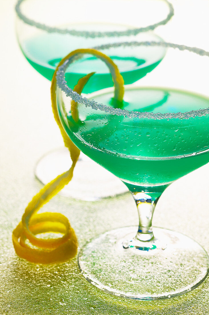 Cocktail Lemon Dash mit Blue Curacao
