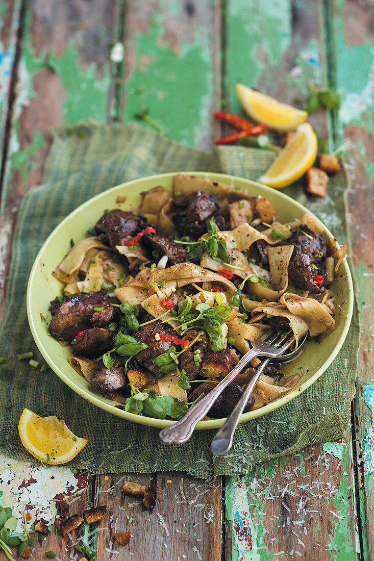 Chicken liver with noodles