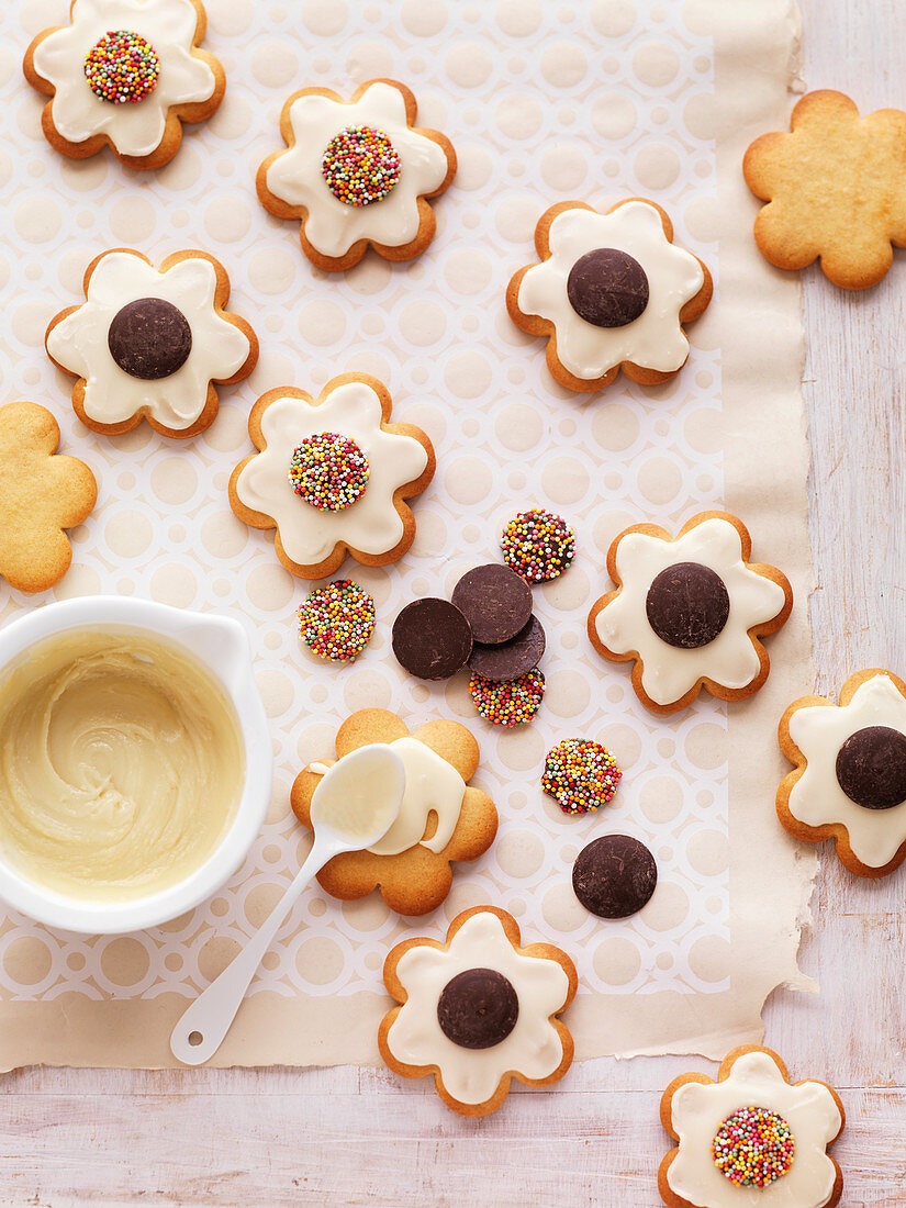 Malted Milk Flowers