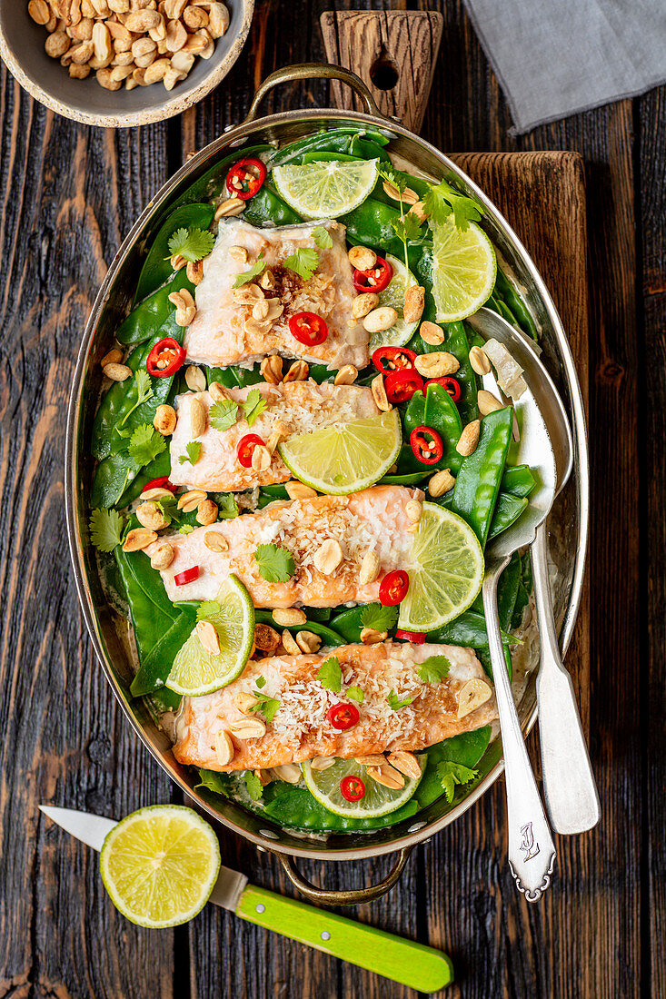 Salmon with peas and coconut sauce