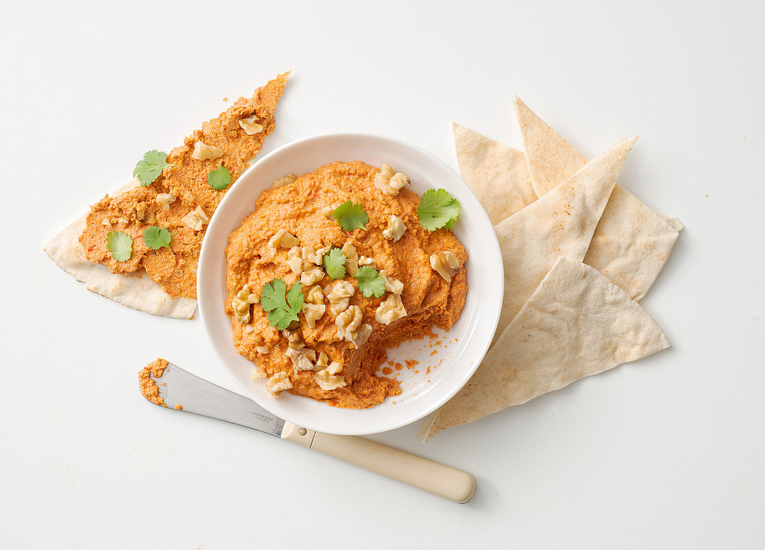 Muhammara (Arabischer Paprika-Chili-Aufstrich)