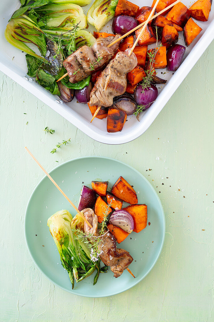 Lammfilet mit Süsskartoffeln und Pak Choi vom Blech