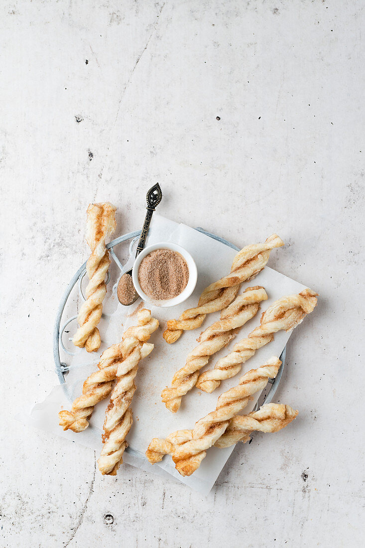 Puff pastry sticks with cinnamon and sugar