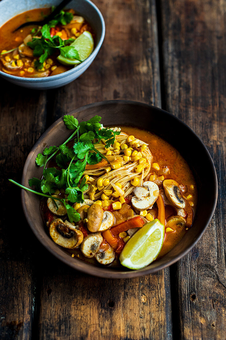 Red chicken curry with noodles (Asia)