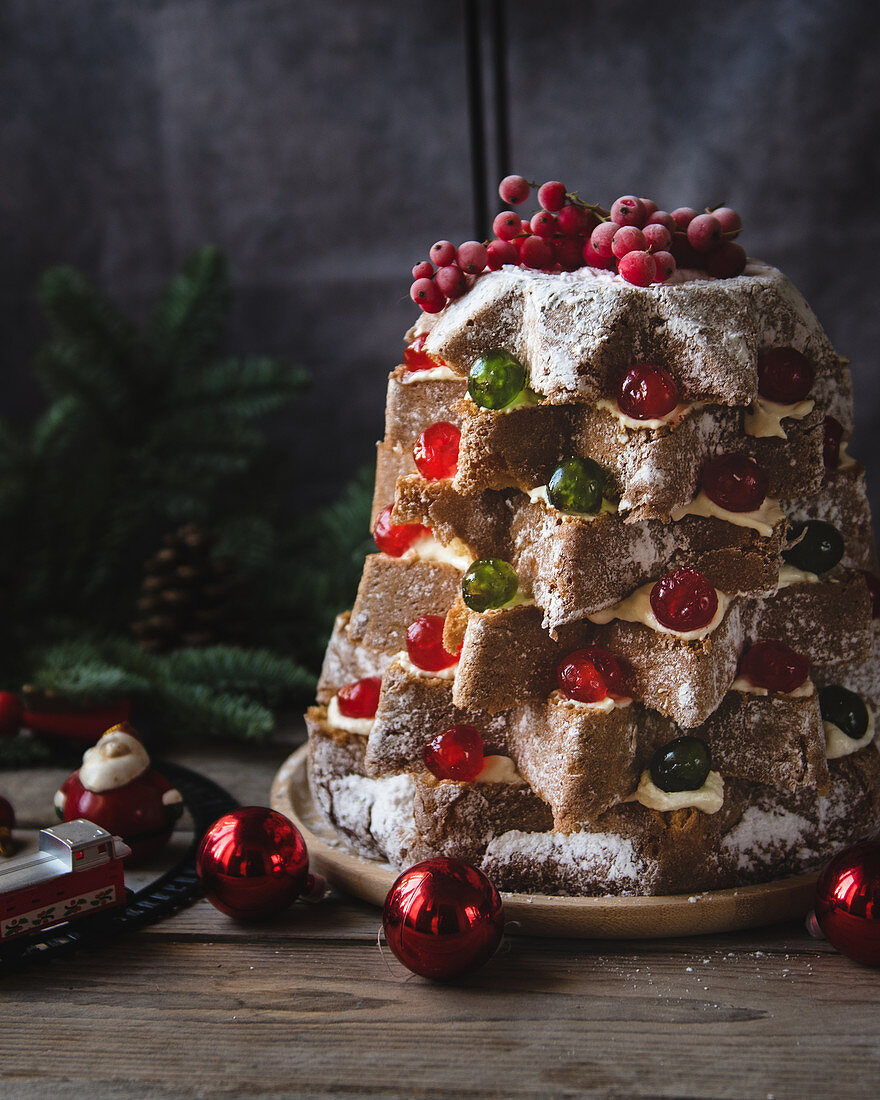 Italian Pandoro Christmas cake
