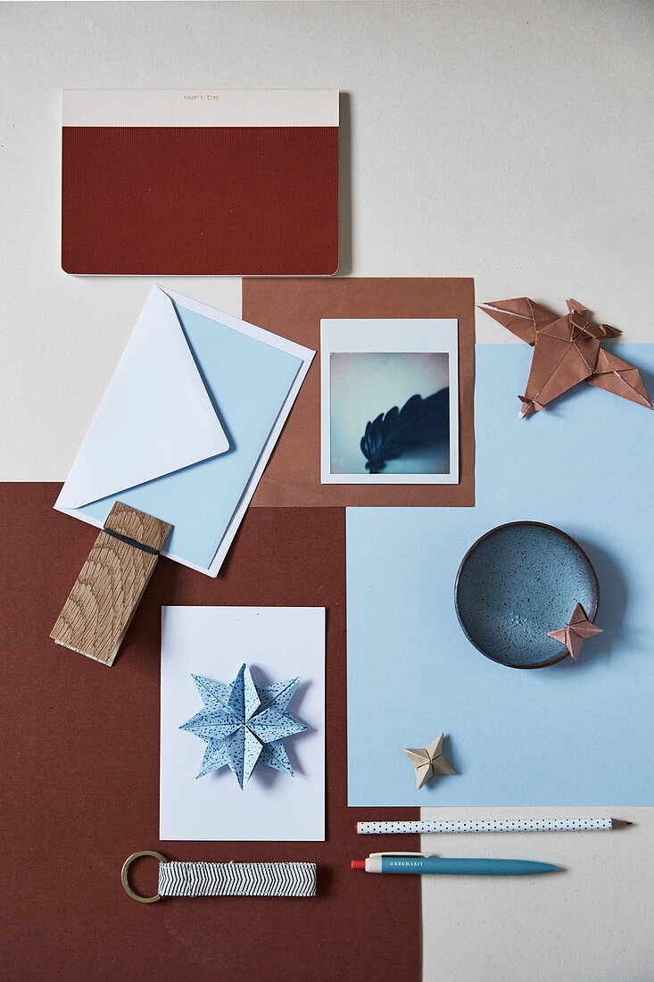 Grußkarte mit Origami dekoriert