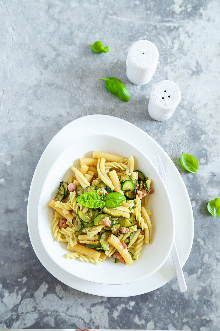Dont waste - scraps of mixed pasta with zucchini aromatic herbs and bacon