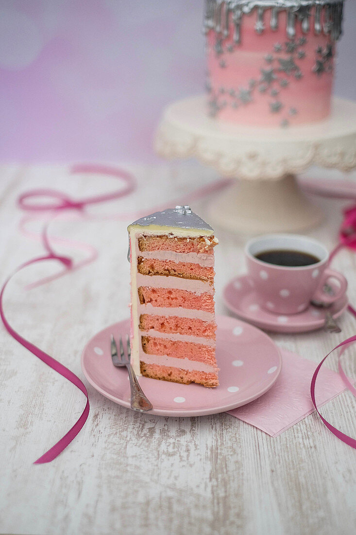 Festliche Sylvester-Torte mit Silber-Drip