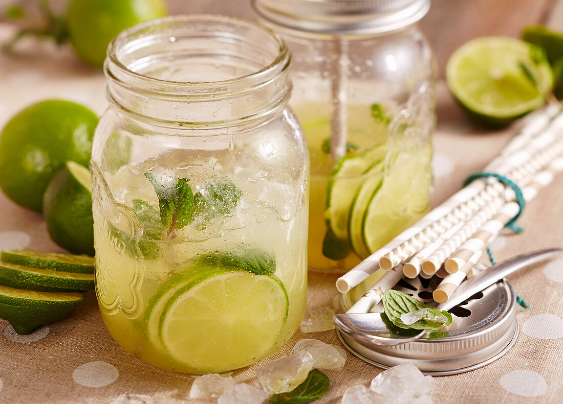 Mojito punch in a screw-top jar to take away