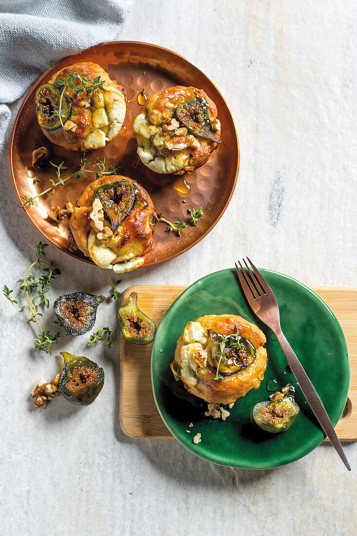 Fig, goat's cheese and walnut muffins