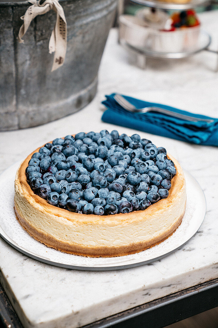 New York Cheesecake (Frischkäsekuchen mit Blaubeeren, USA)