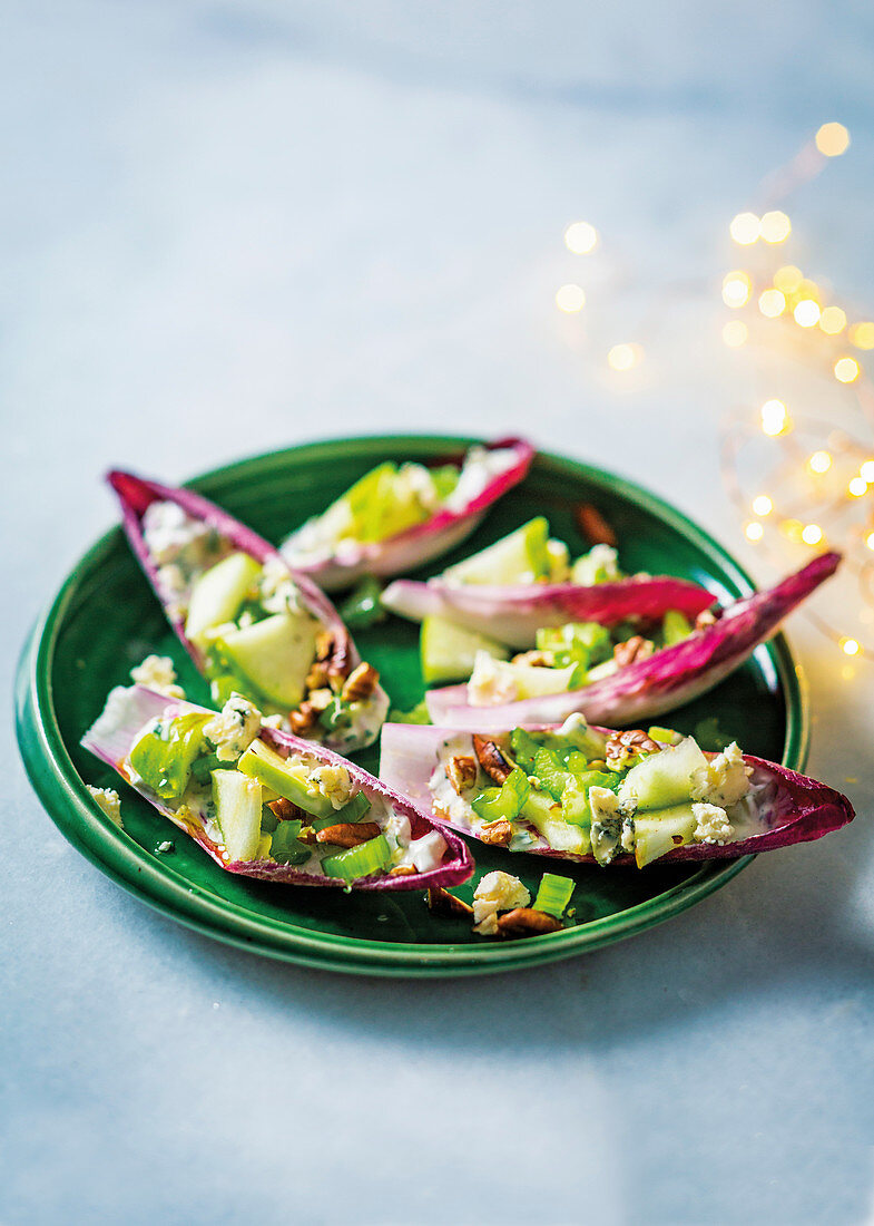 Endive salad with remoulade and nut sprinkle