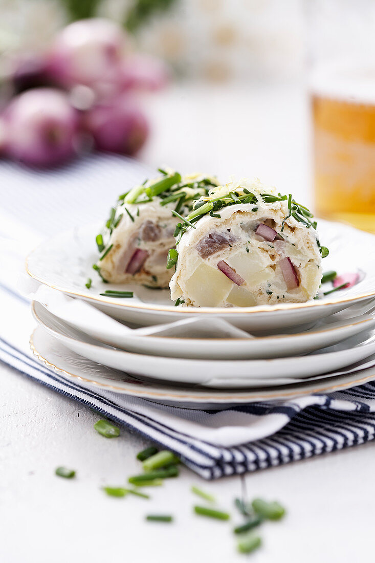 Potato spread with onions and chives