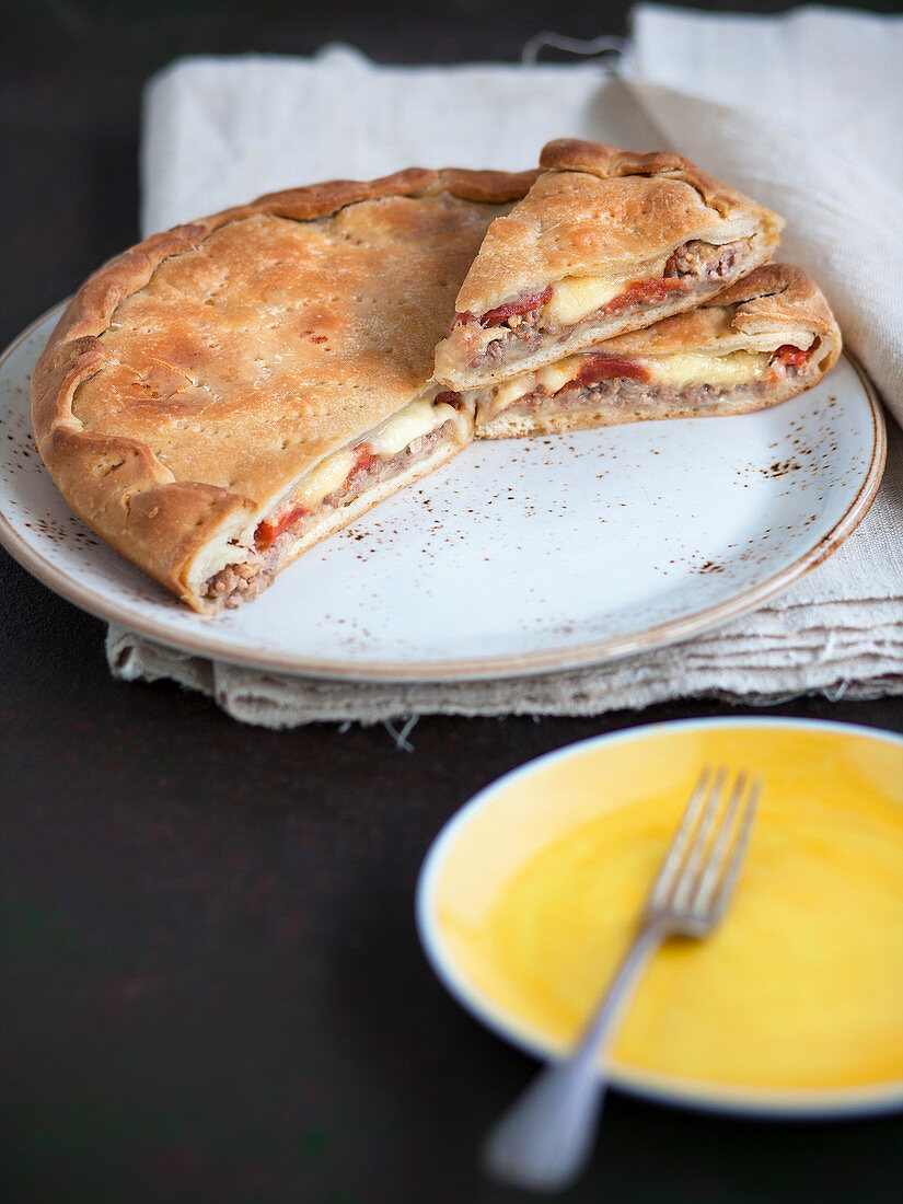 Fucazza de carnuale (Gefüllte Focaccia, Italien)