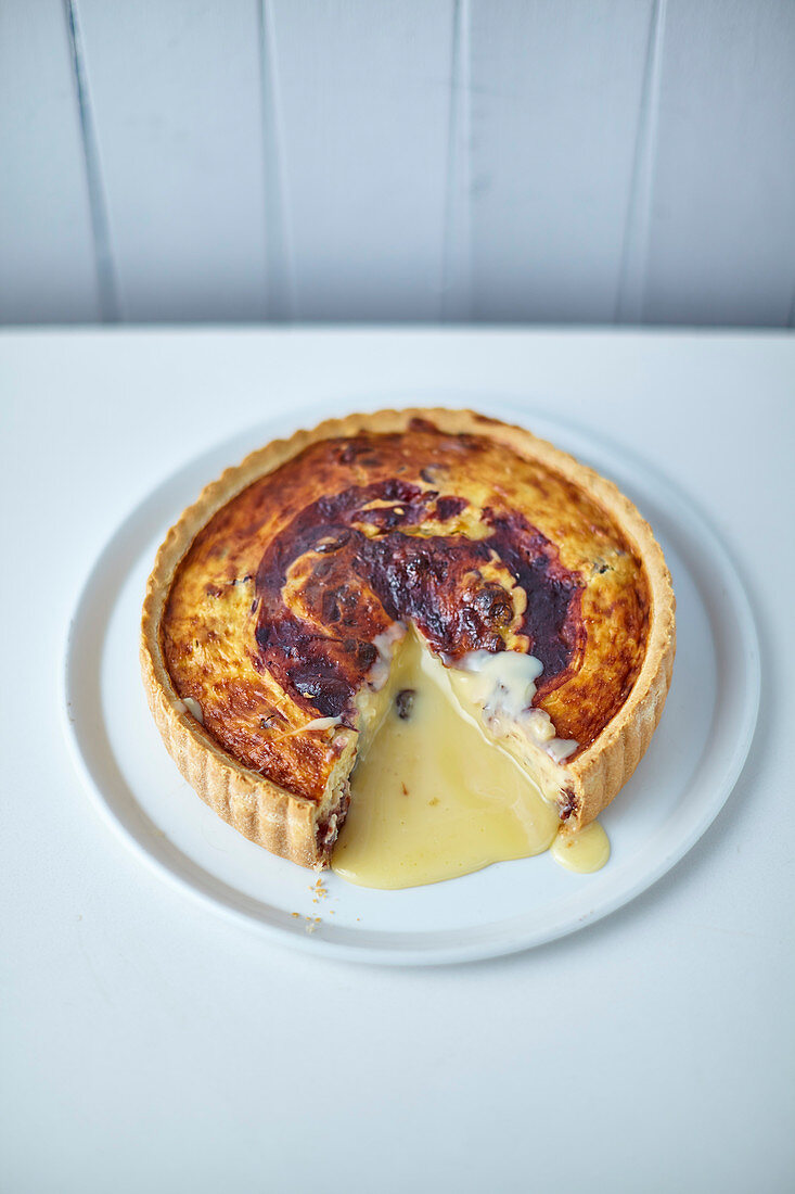 Baked Camembert and cranberry melting middle