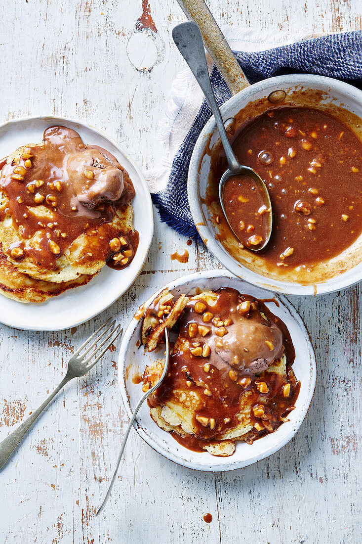 Banana Pancakes with Choc-Peanut Sauce