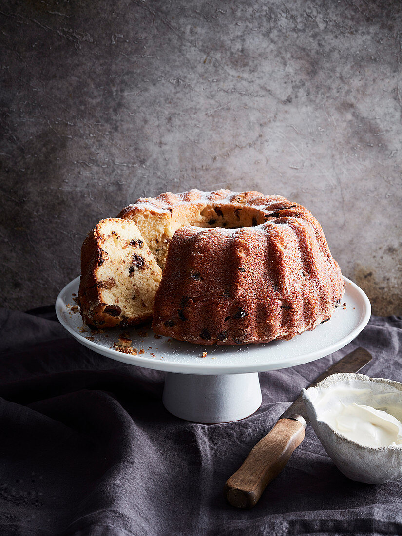 Polish Easter Babka cake