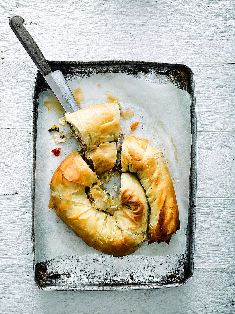 Filoteigstrudel mit Truthahn und Ricotta