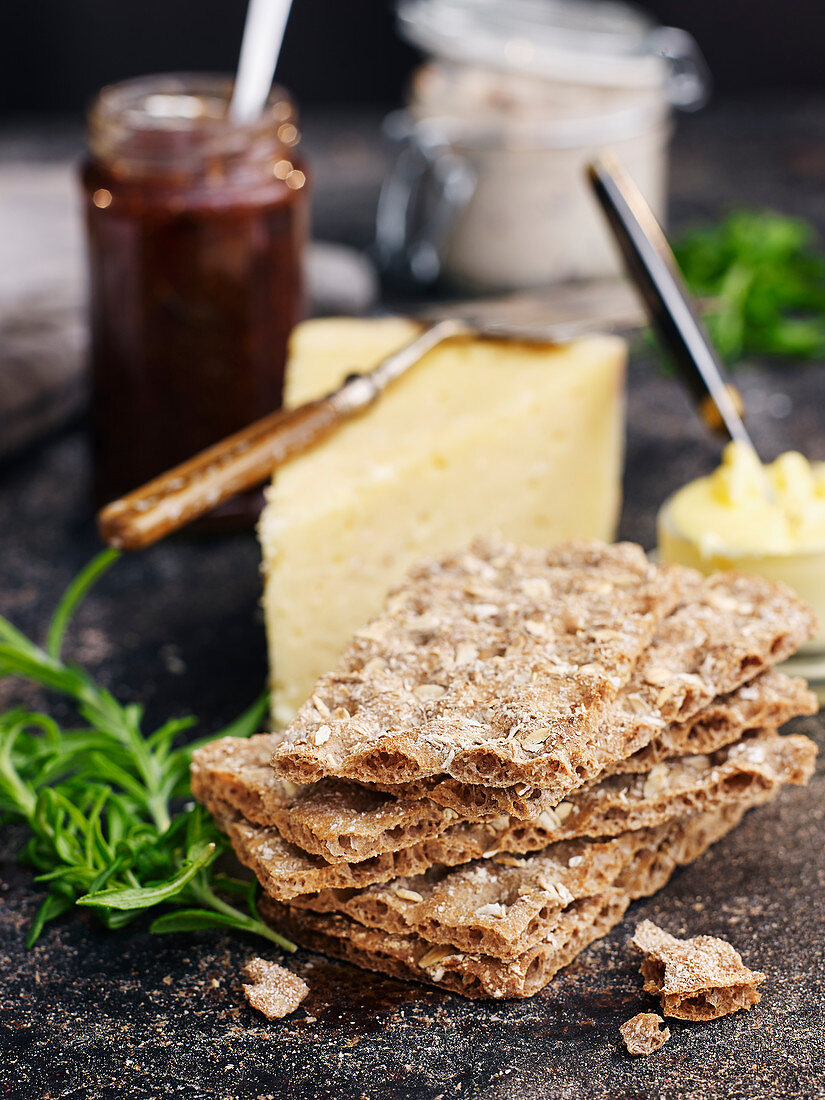 Knäckebrot und Käse