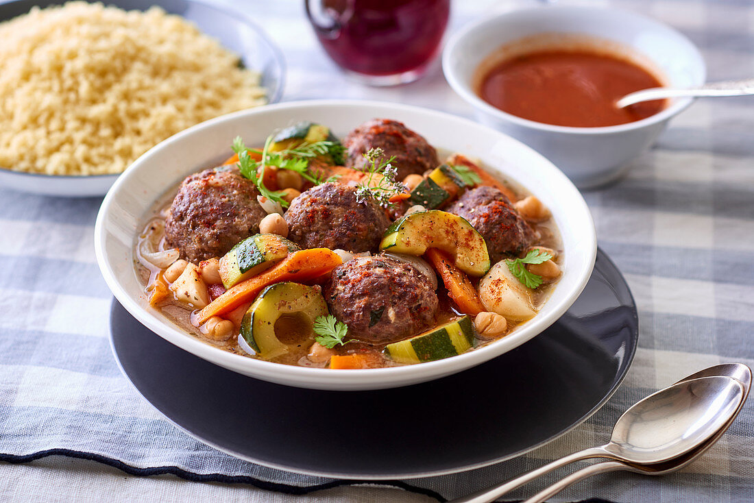 Meatballs with vegetables and couscous