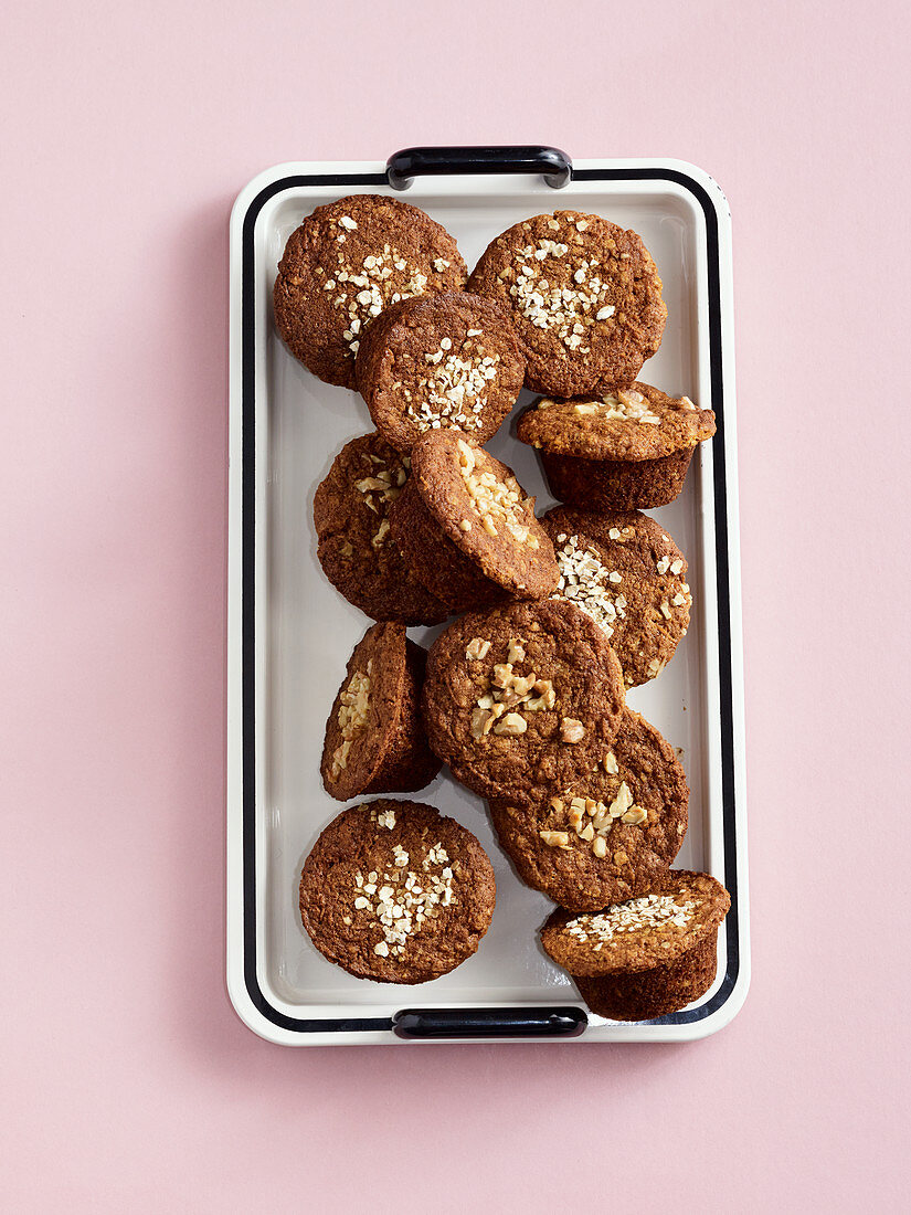 Carrot muffins with oats