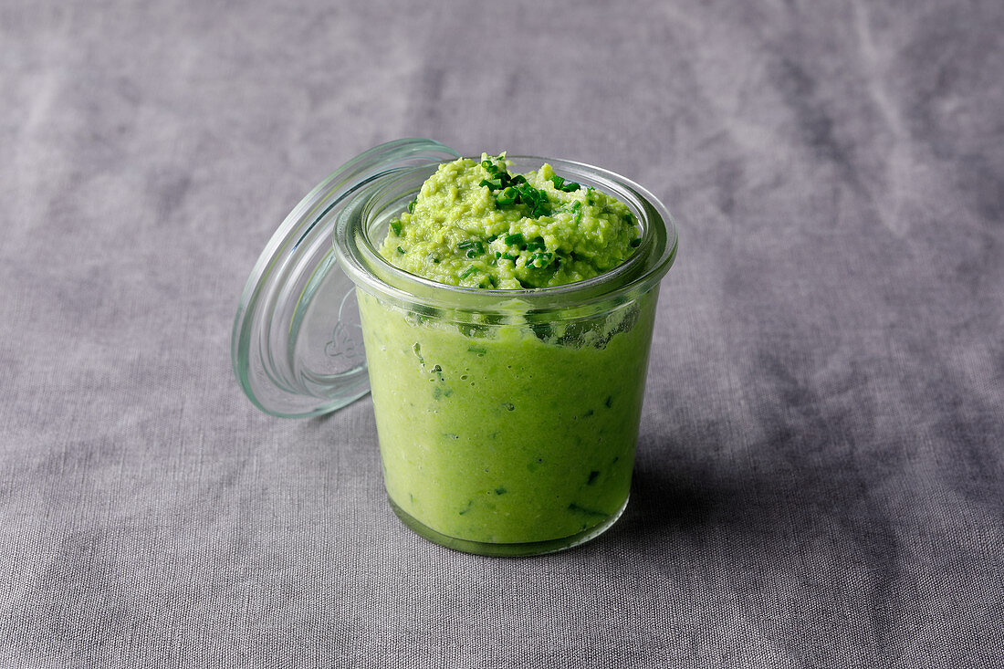 Avocado-Erbsen-Creme