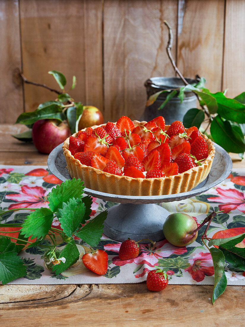 Summery strawberry tart