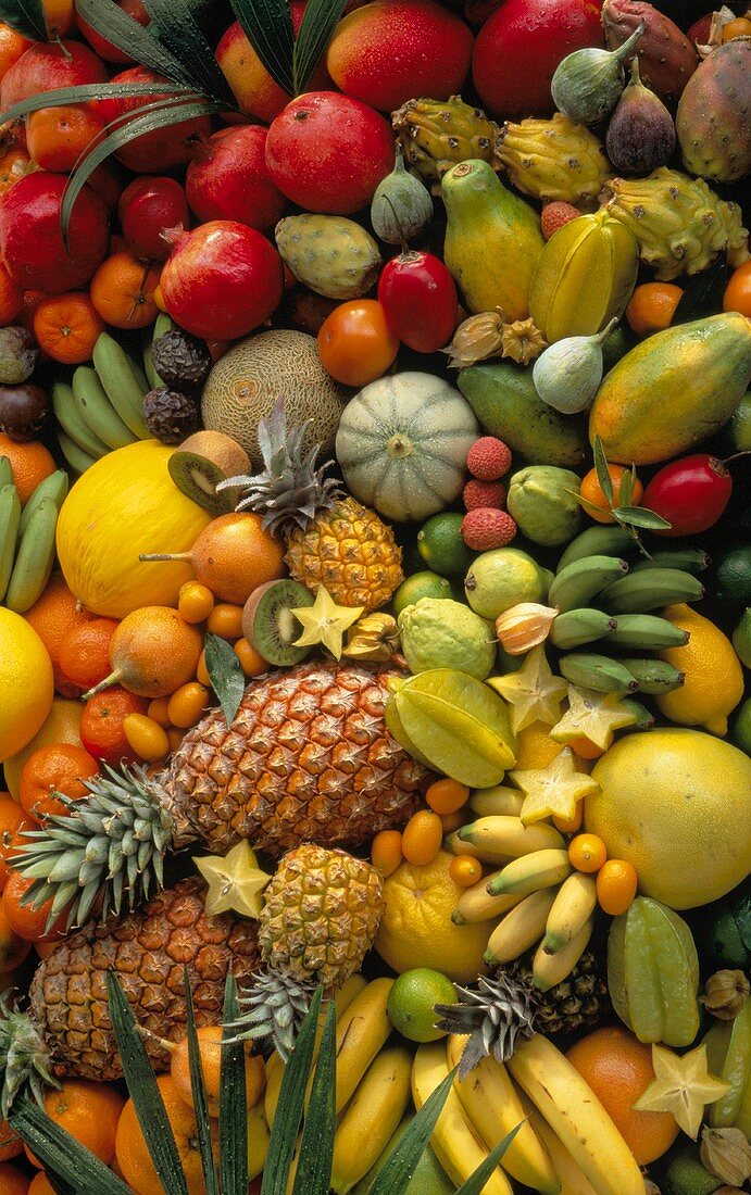 Many different exotic fruits (close-up)