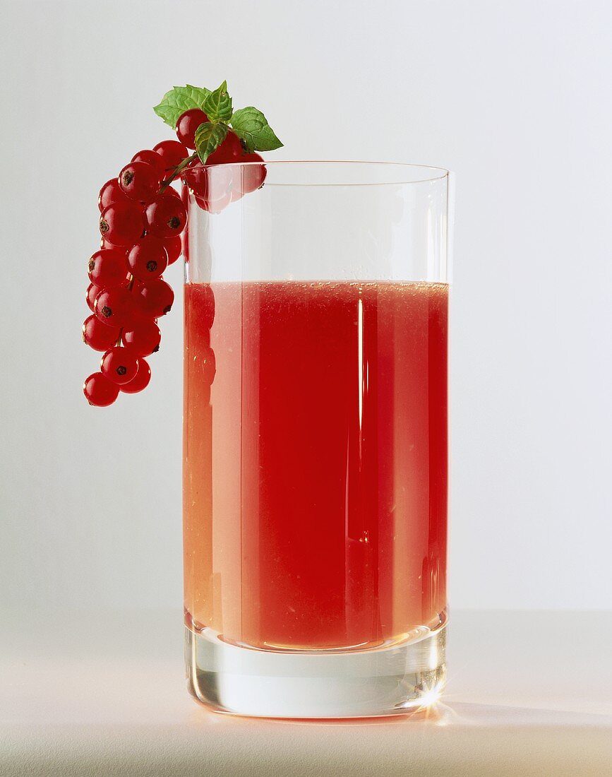 Redcurrant juice in glass
