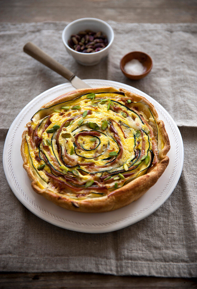 Herzhafter Mortadella-Zucchini-Kuchen