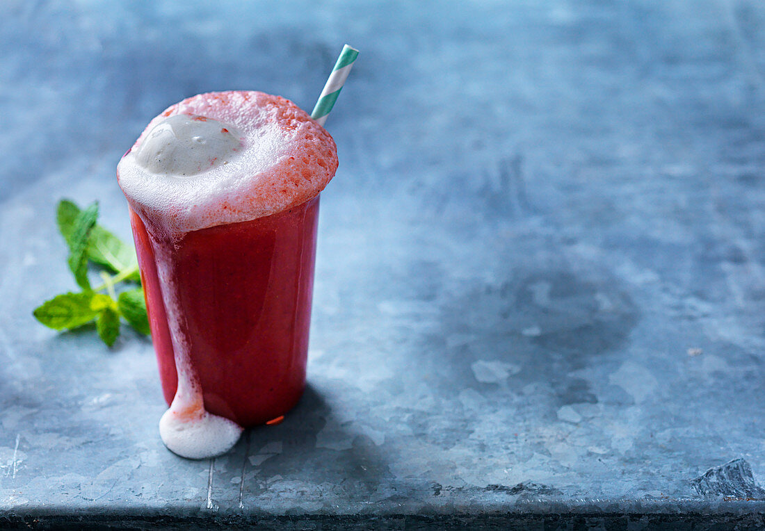 Erdbeer-Float mit Eiscreme