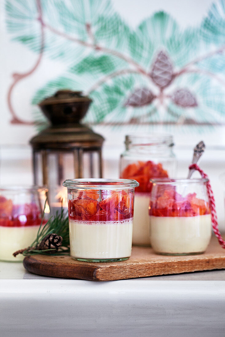 Panna Cotta mit Orange und Blutorange