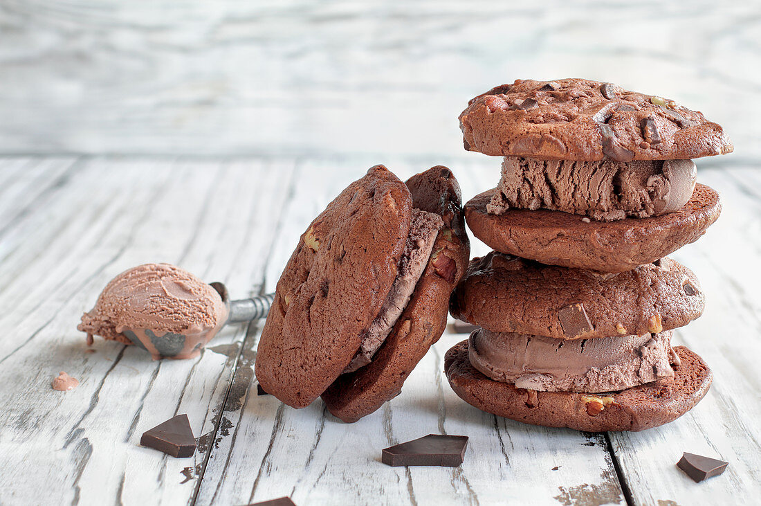 Chocolate ice cream cookie sandwiches