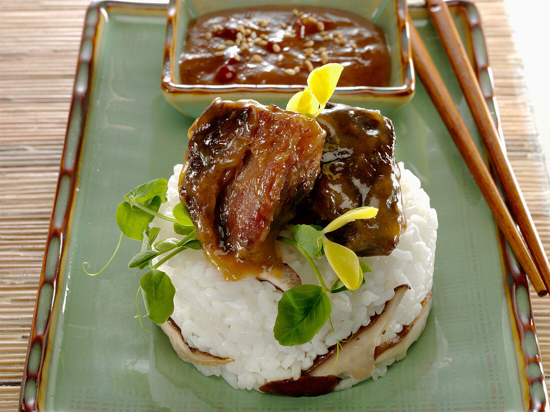 Braised short rib with rice and shiitake