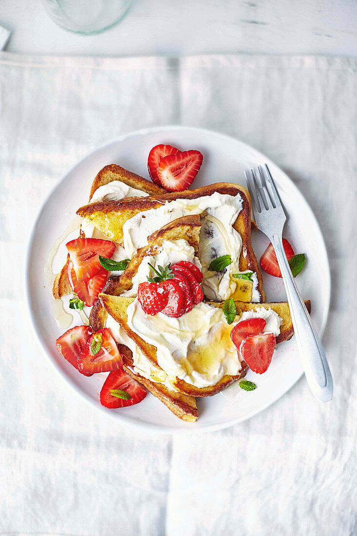 French Toast mit Ricotta und Erdbeeren