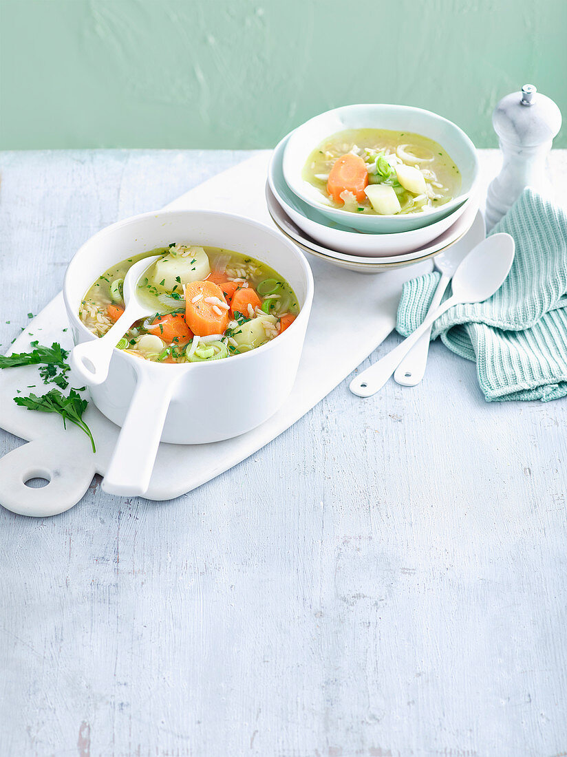 Chunky vegetable and brown rice soup