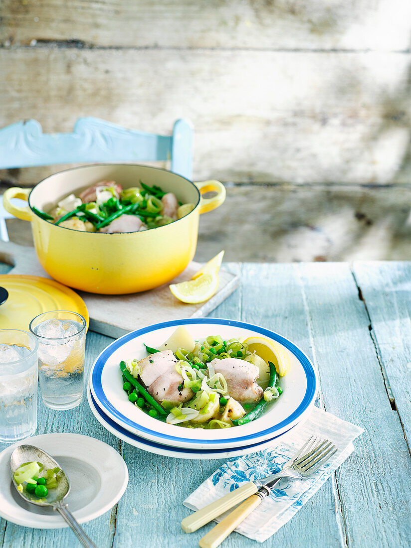 Green summer chicken stew