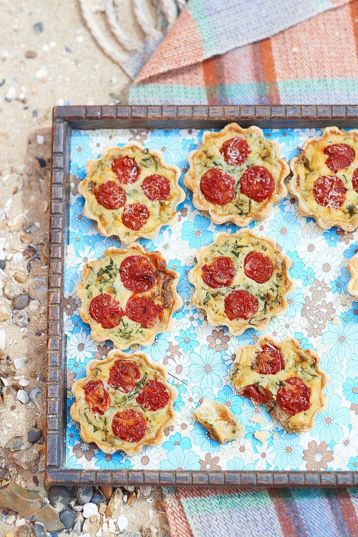 Roasted tomato and pancetta picnic quiches