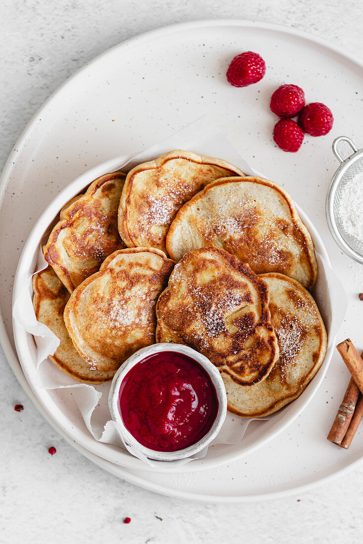 Pancakes with raspberries