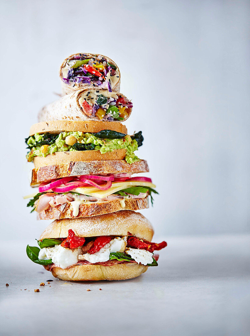 Bagel, sandwich and wrap stack
