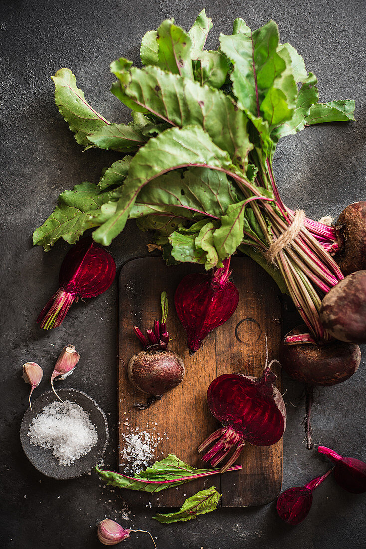 Raw fresh beetroot