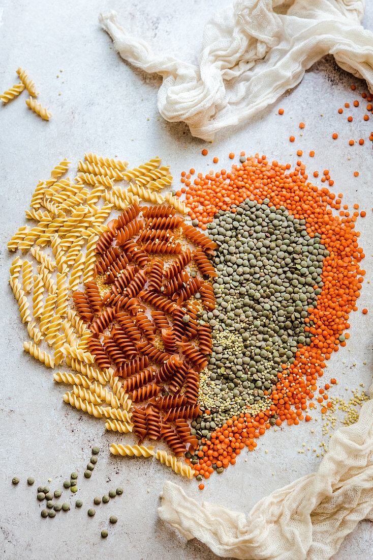 Heart made of pasta and lentils