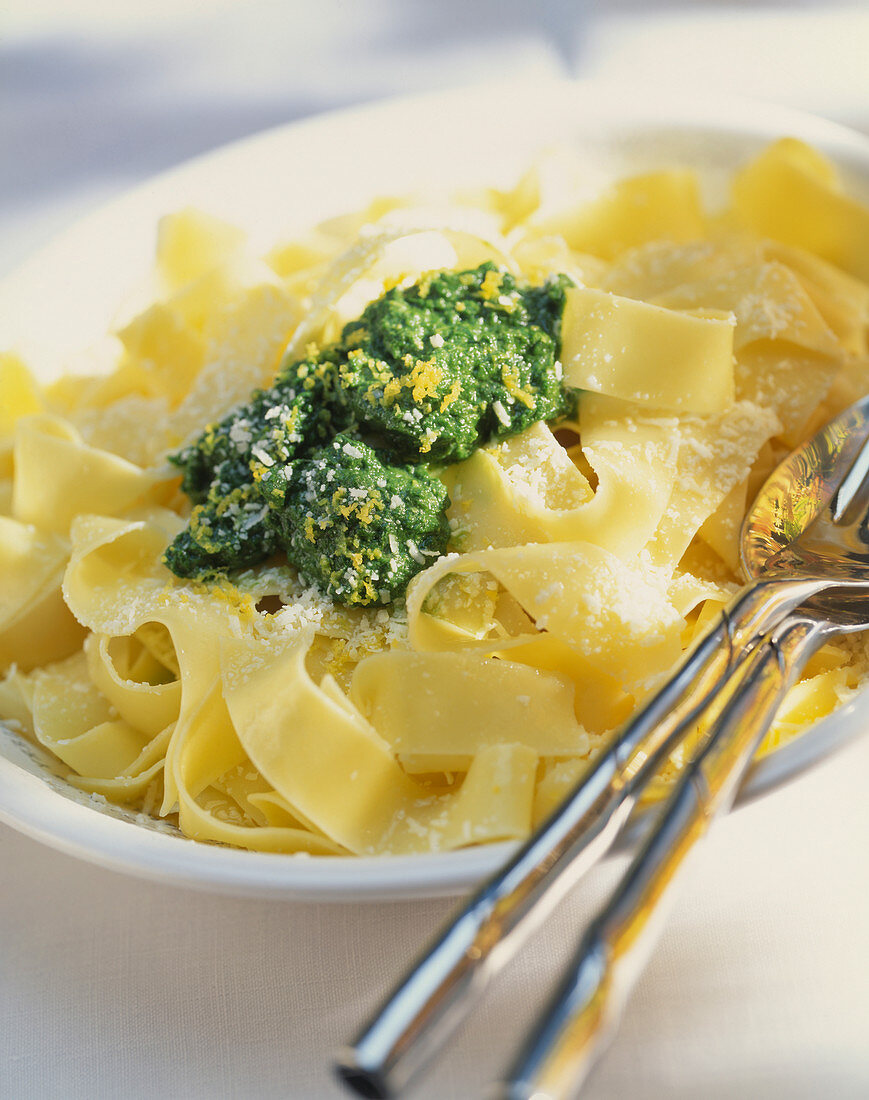 Ribbon pasta with pesto and Parmesan