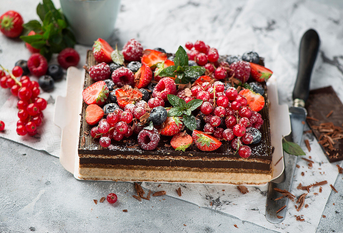 Gâteau Opéra with red berries